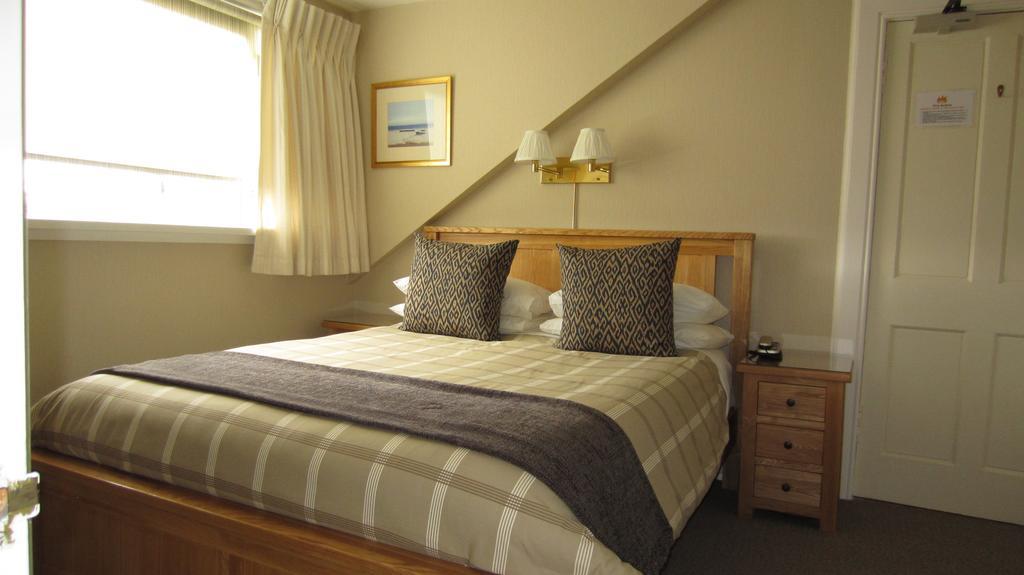 Kew House Hotel Edinburgh Bagian luar foto