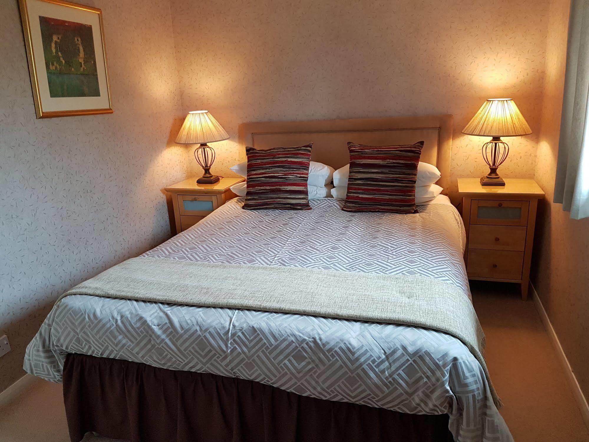 Kew House Hotel Edinburgh Bagian luar foto