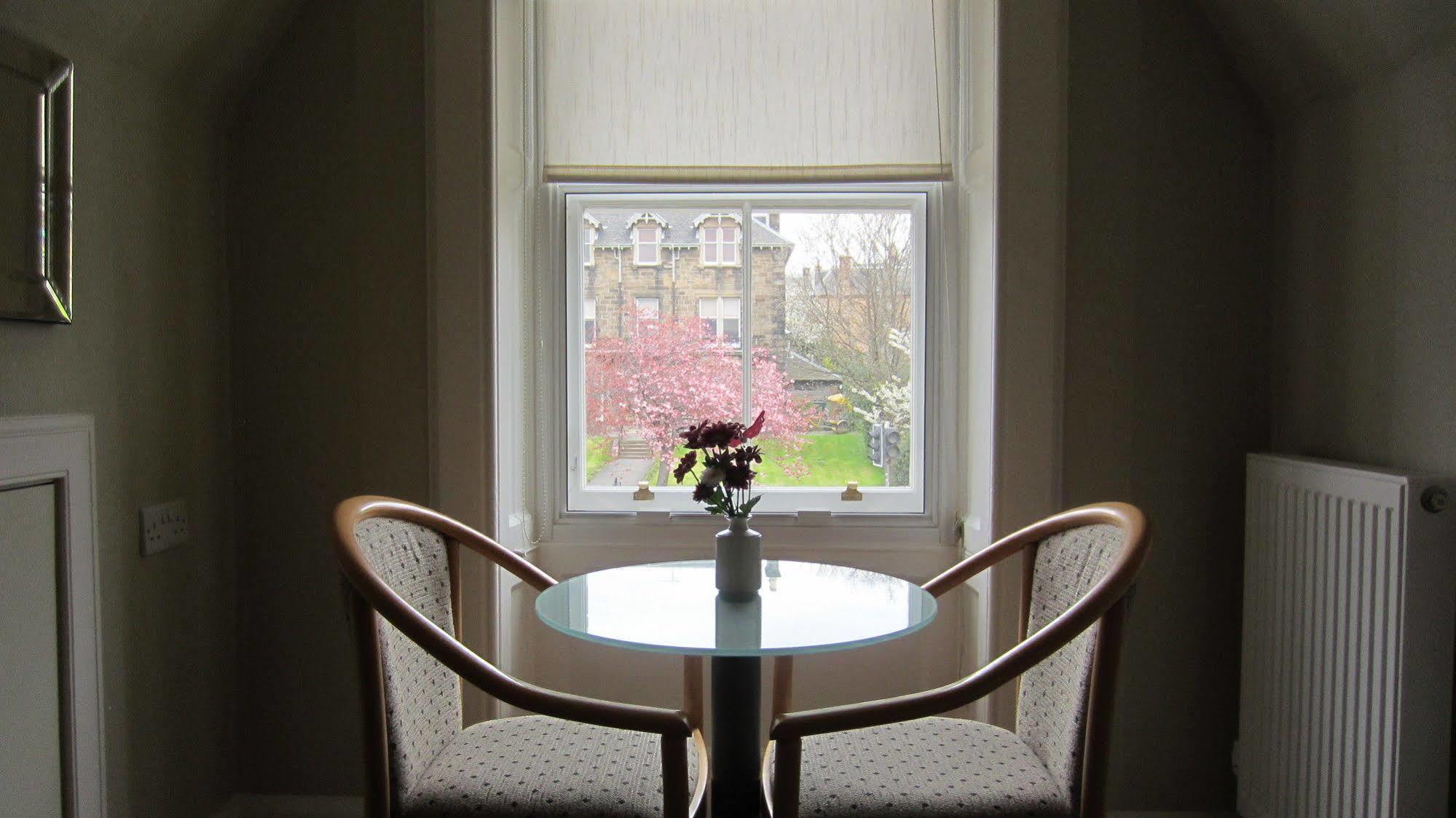 Kew House Hotel Edinburgh Bagian luar foto