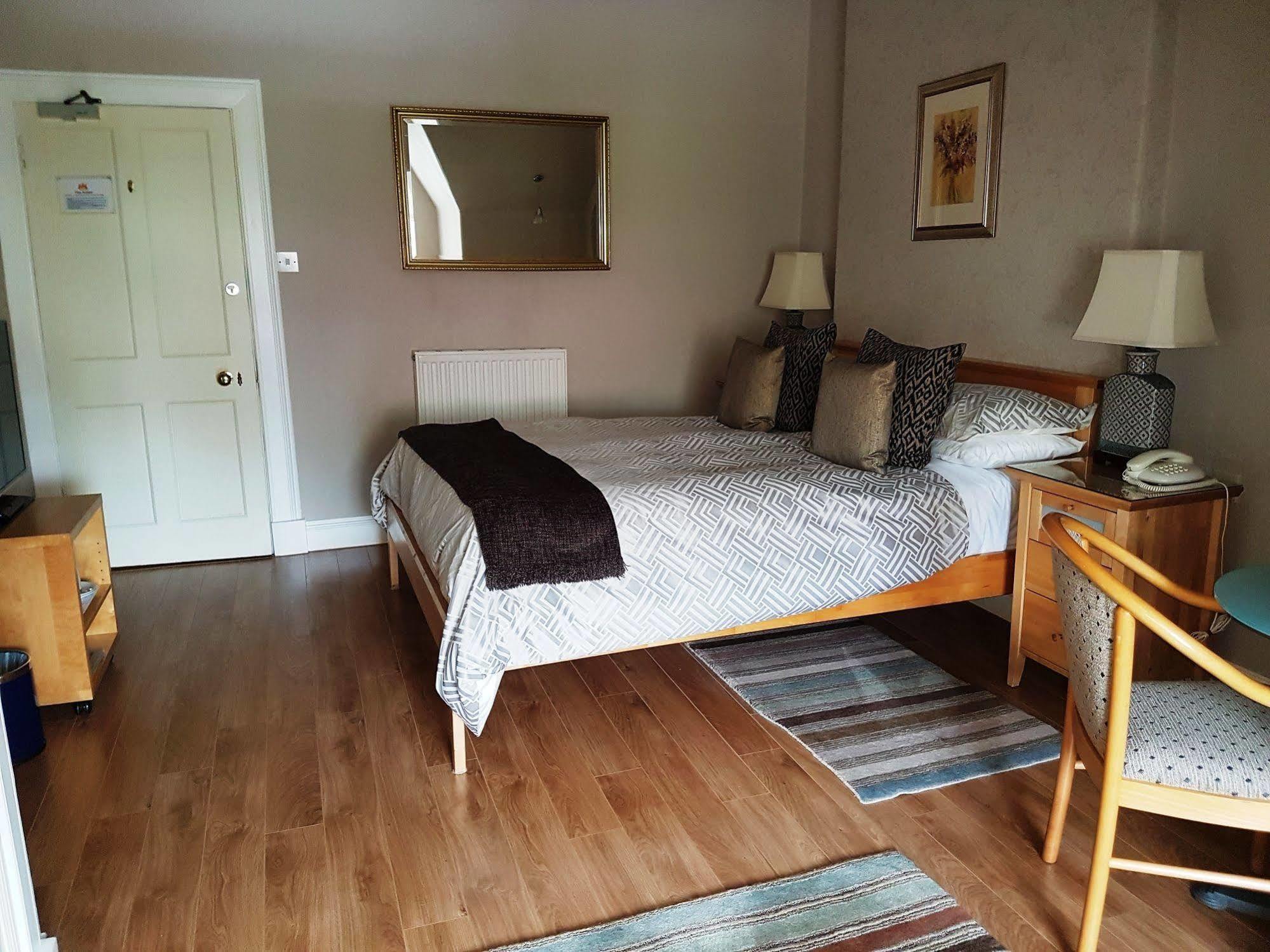Kew House Hotel Edinburgh Bagian luar foto