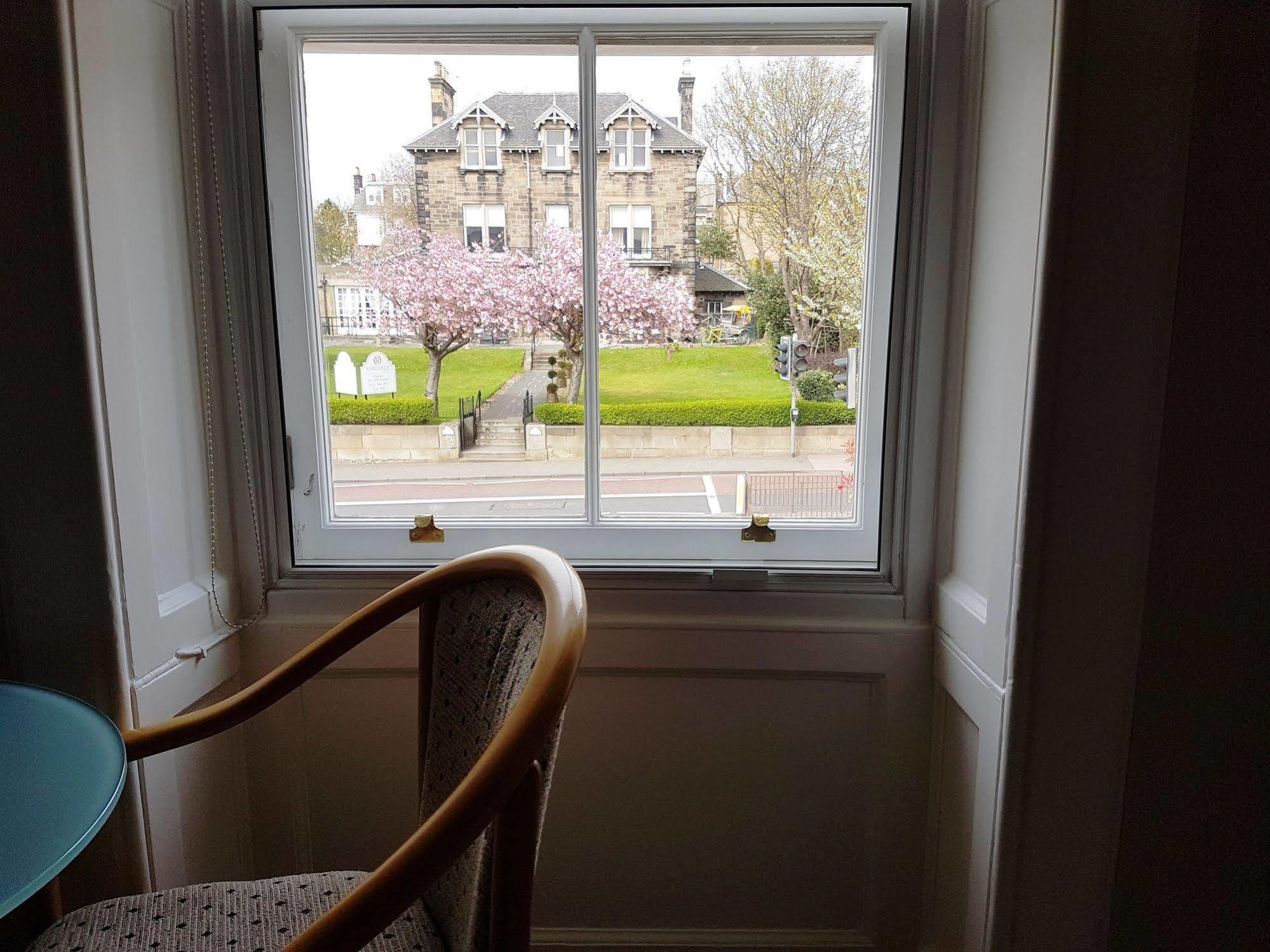 Kew House Hotel Edinburgh Bagian luar foto