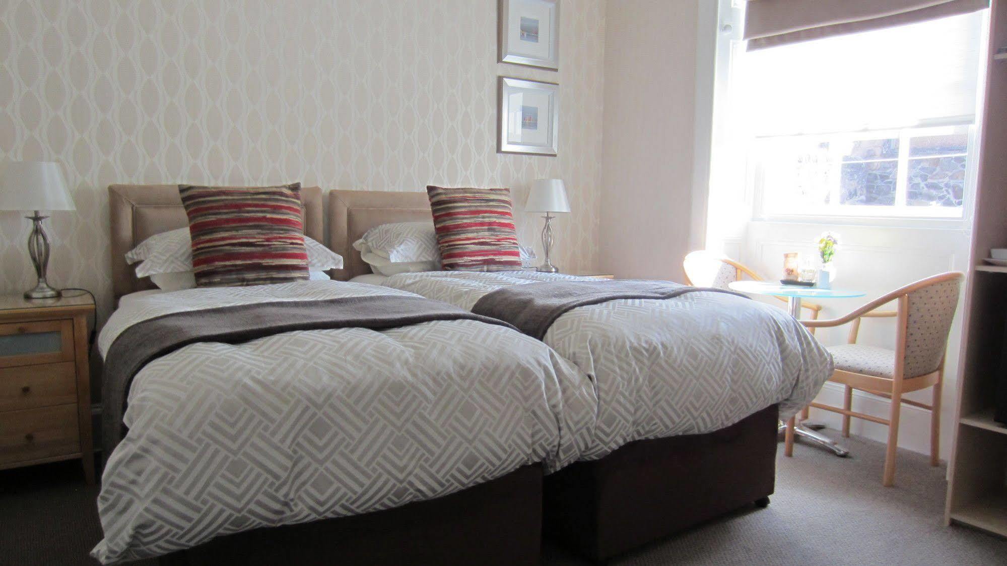 Kew House Hotel Edinburgh Bagian luar foto
